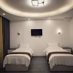 酒店 Kyriad Rouen Sud - Les Rouen 索特维尔鲁昂