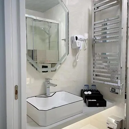 Szálloda Kyriad Rouen Sud - Les Rouen 3*
