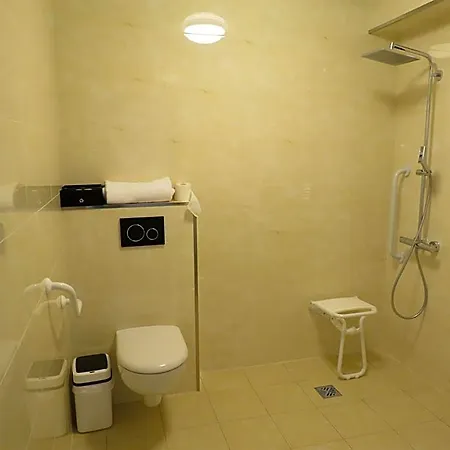 Kyriad Rouen Sud - Les Rouen Szálloda 3*