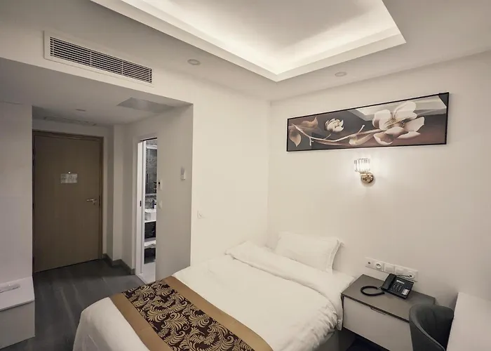 Kyriad Rouen Sud - Les Rouen Hotel 3*