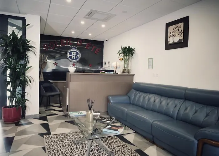 Kyriad Rouen Sud - Les Rouen Hotel